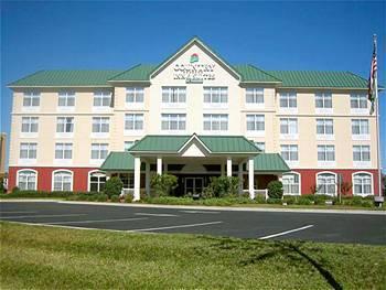 Hotel Wingate By Wyndham Savannah Gateway