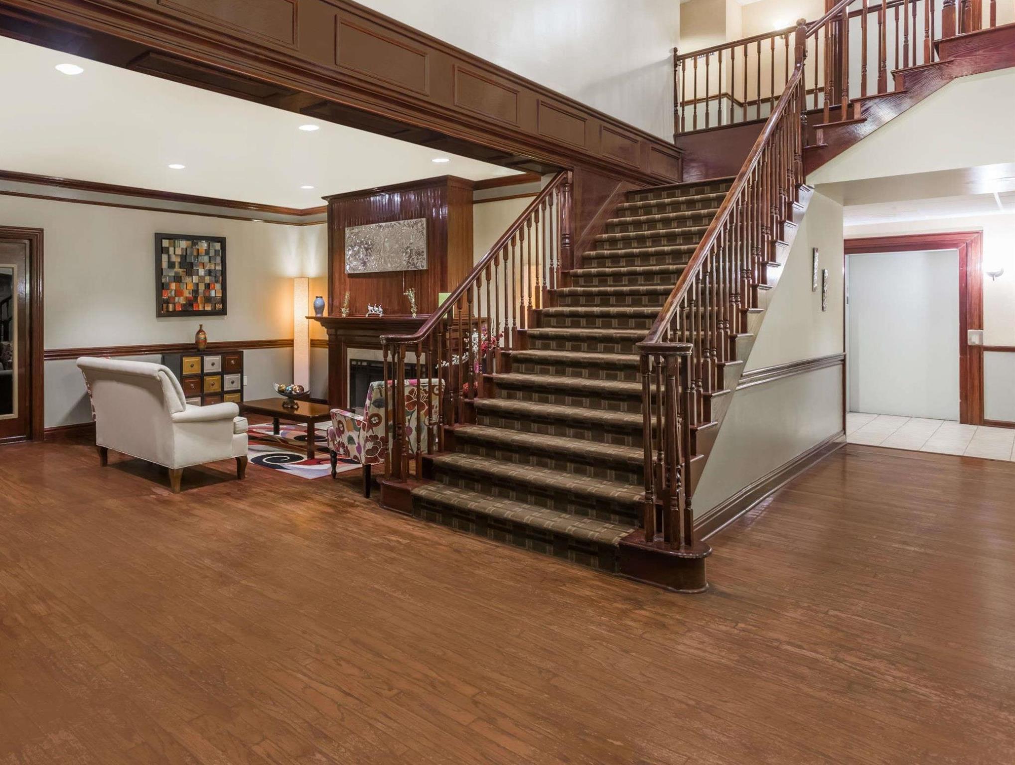 Hotel Wingate By Wyndham Gateway Savannah