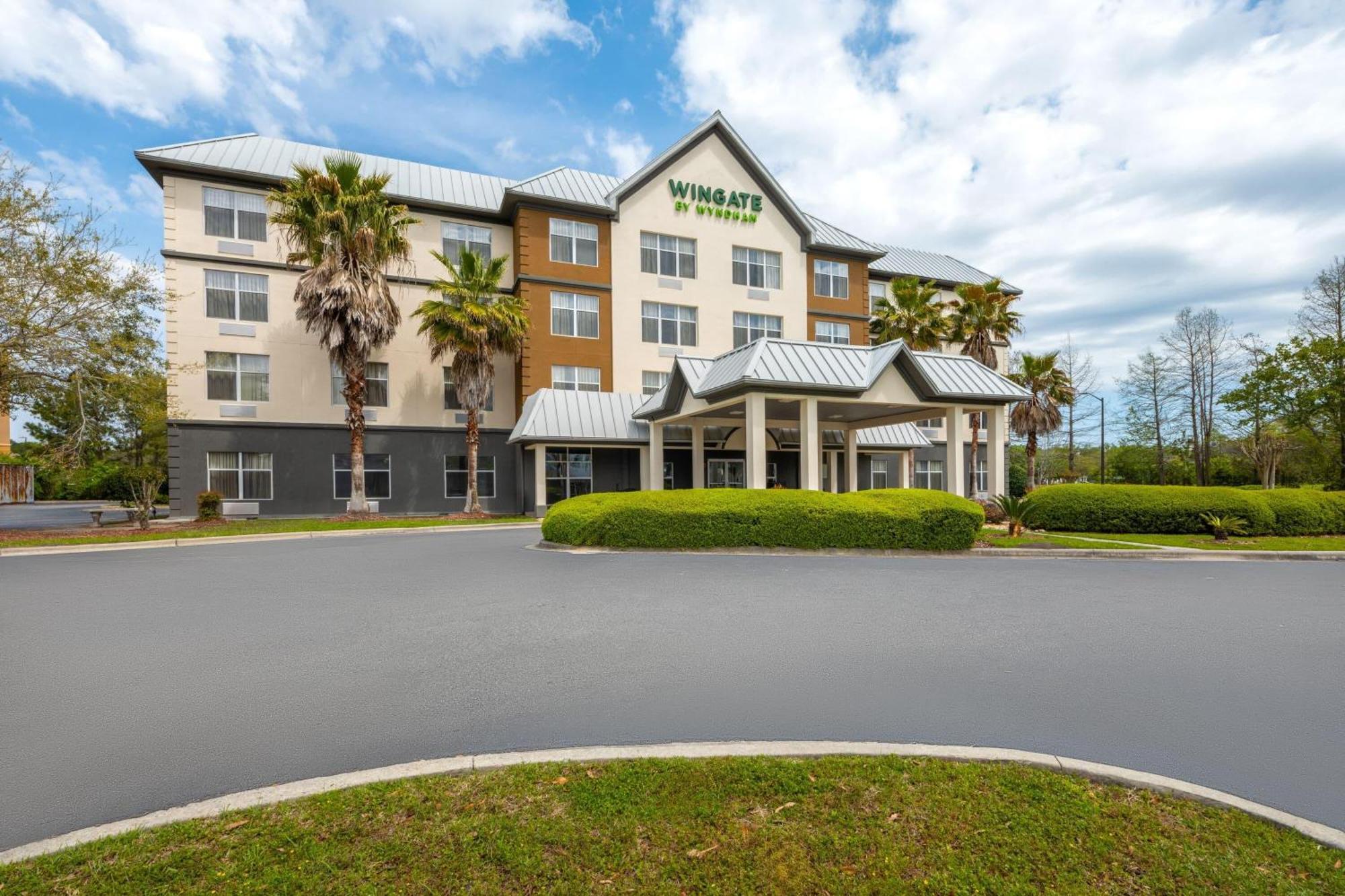 Wingate By Wyndham Gateway Hotel Savannah