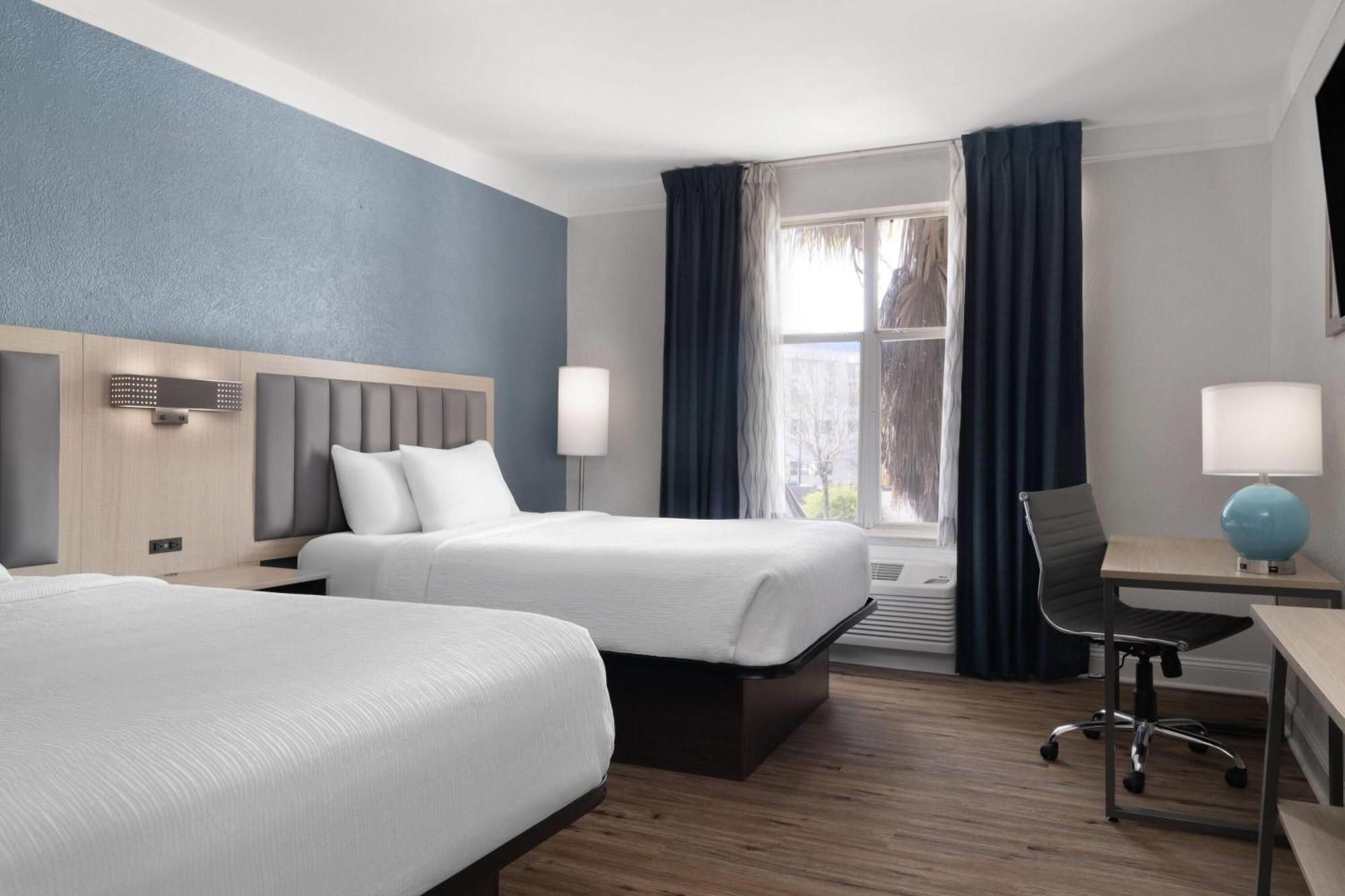 Hotel Wingate By Wyndham Savannah Gateway